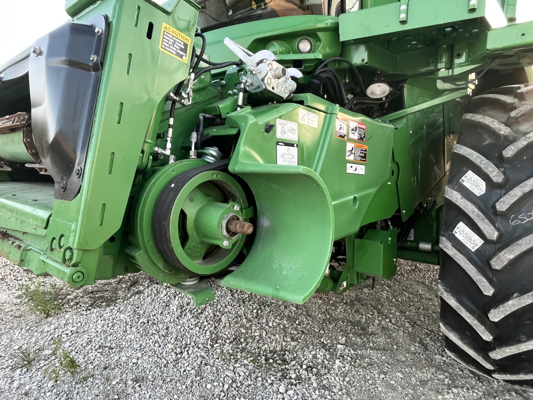  2022 John Deere S780 at Heritage Tractor in Kewanee, IL
