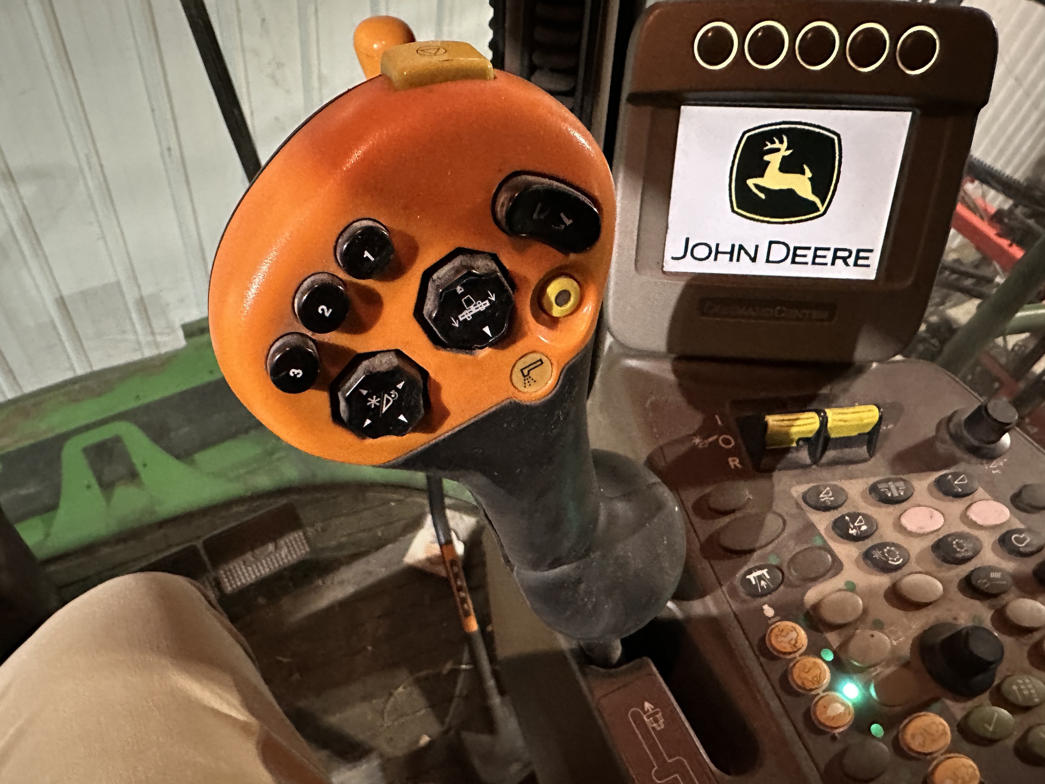 2011 John Deere 9670 STS Image 4