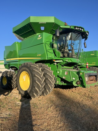 2020 John Deere S790 (3rd thumbnail)