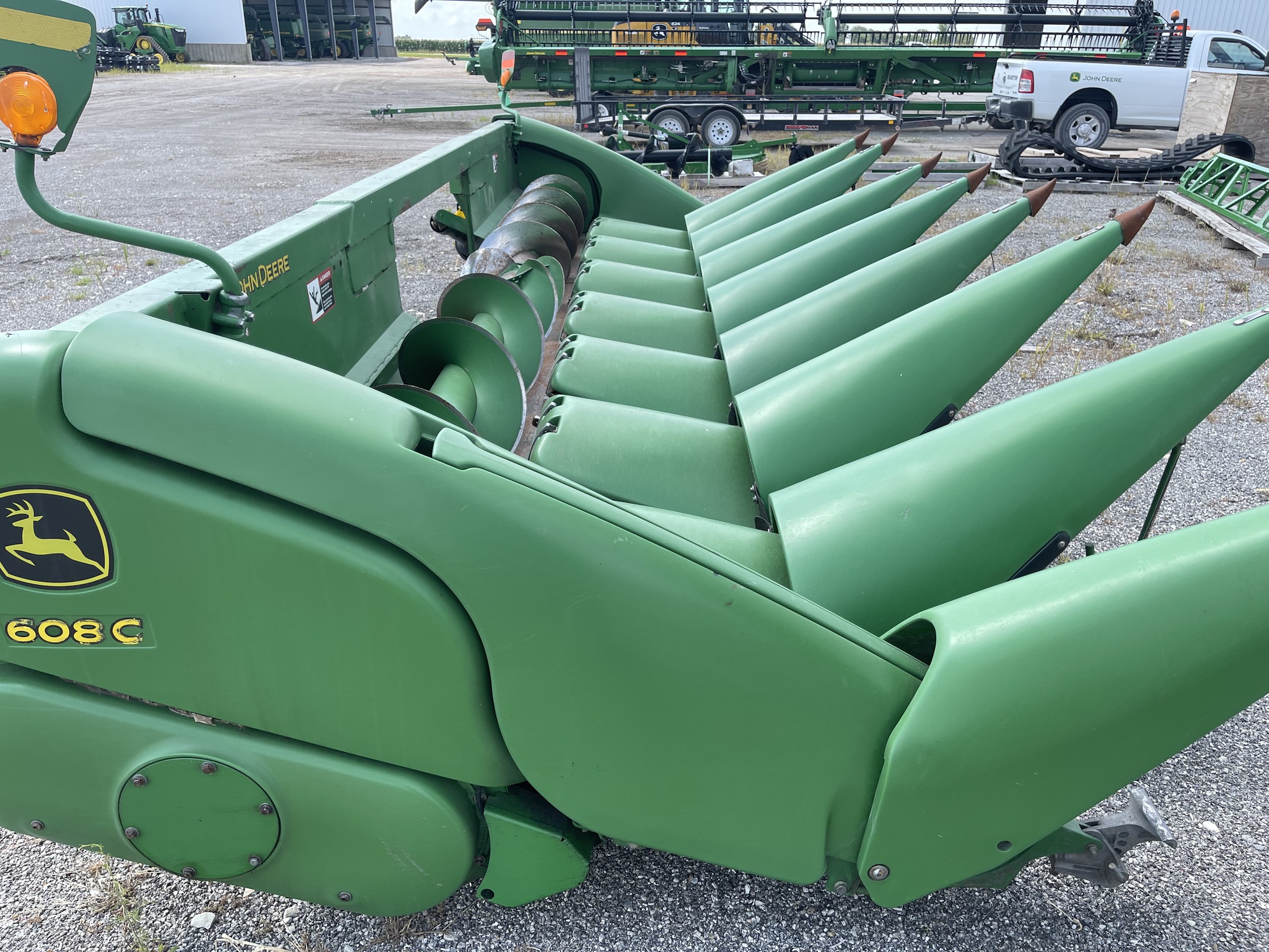  2009 John Deere 608C at Heritage Tractor in Carthage, IL