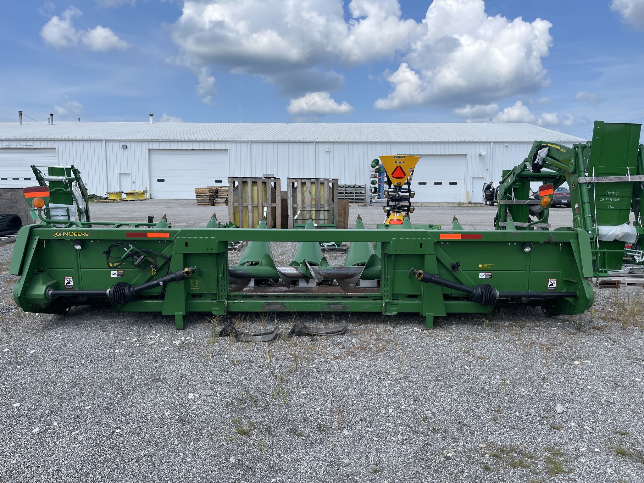  2009 John Deere 608C at Heritage Tractor in Carthage, IL