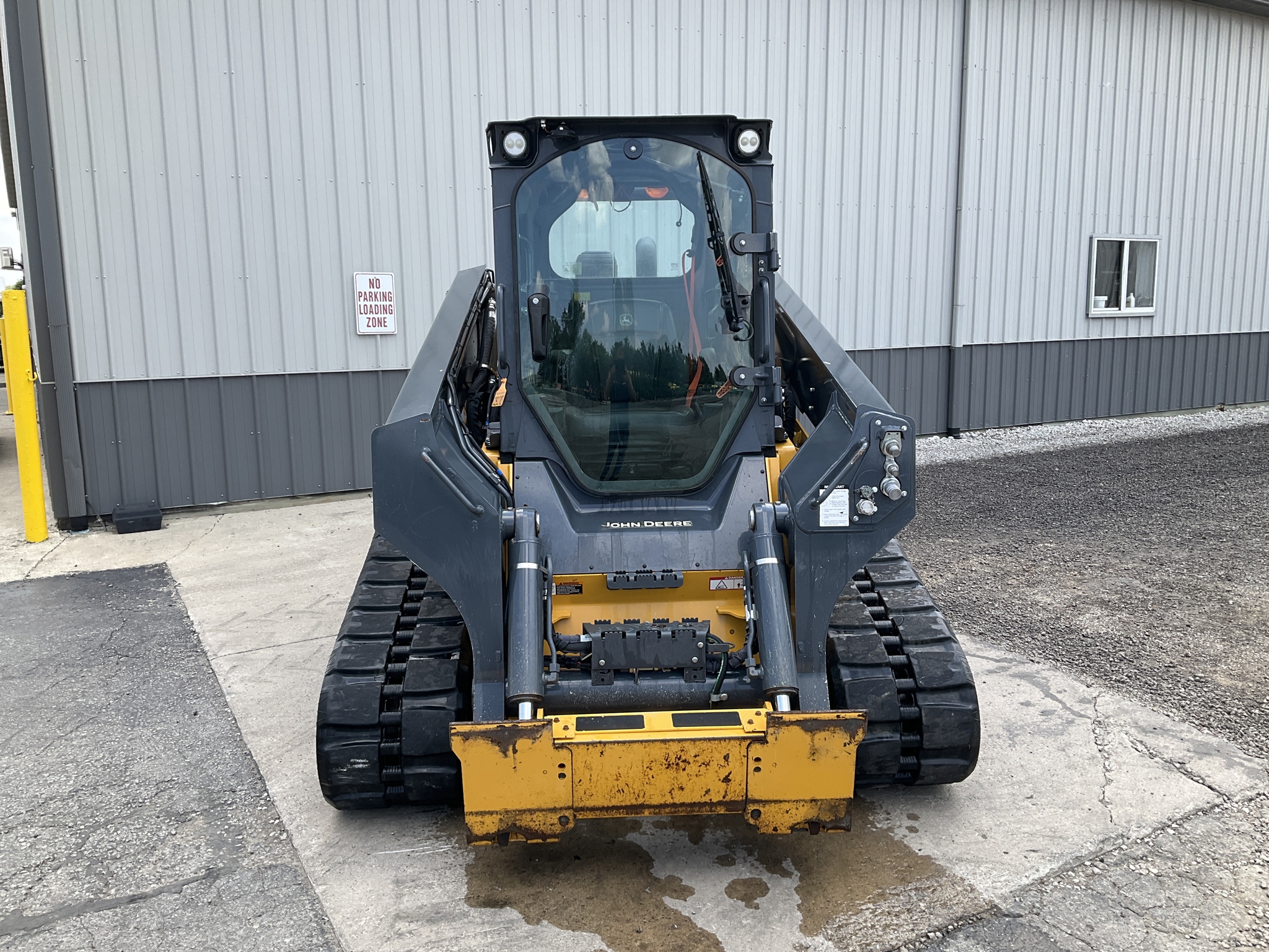 2023 John Deere 333G Image 3