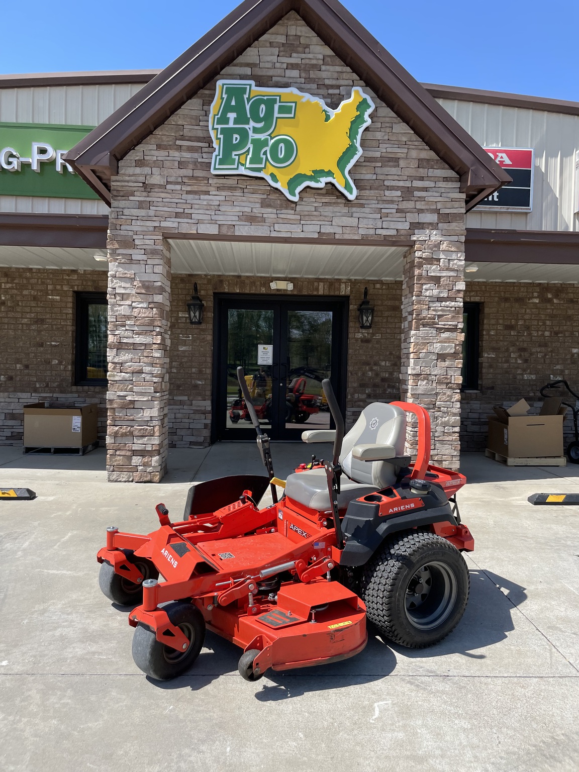 2020 Ariens APEX 52 Image 1