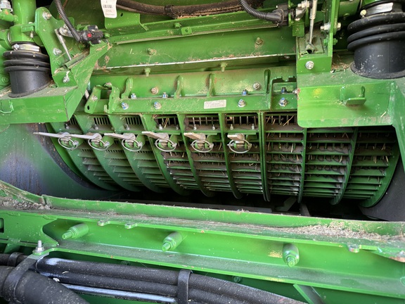 Used 2018 John Deere S790 Combines at Horizon Ag & Turf in Mayerthorpe, AB - Photo14