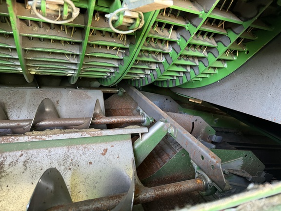 Used 2018 John Deere S790 Combines at Horizon Ag & Turf in Mayerthorpe, AB - Photo15