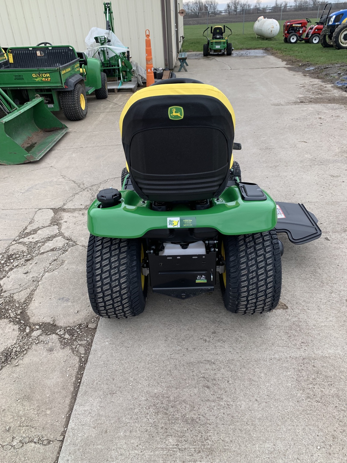 2024 John Deere X390 48 Image 3