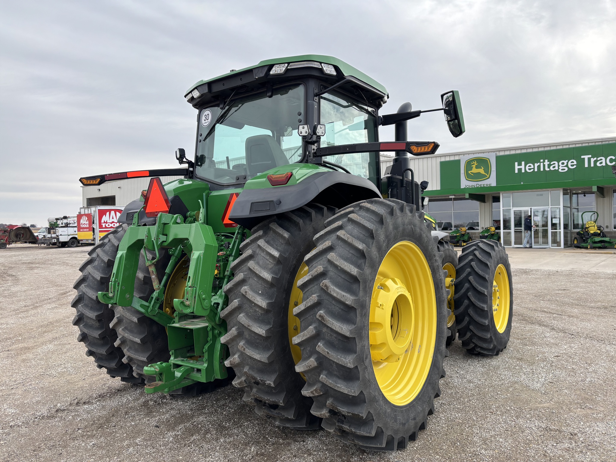  2022 John Deere 8R 310 at Heritage Tractor in Brimfield, IL