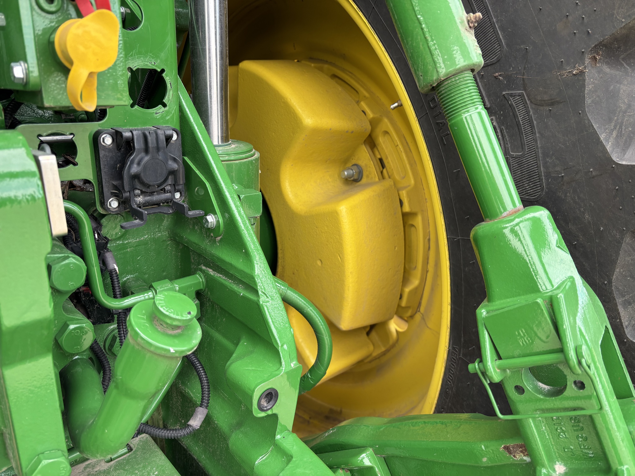  2022 John Deere 8R 310 at Heritage Tractor in Brimfield, IL