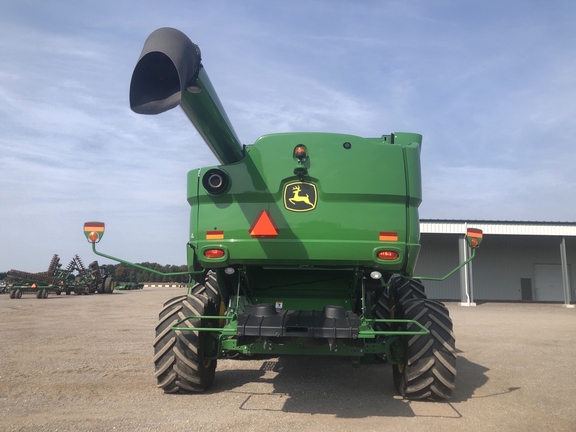 2018 John Deere S770 thumbnail 6