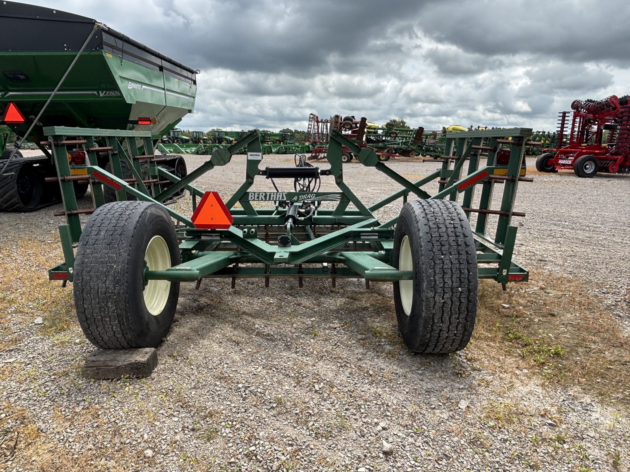 Used -- Other Bertha's A Drag Heavy H20 Heavy Harrows at Koenig Equipment in Anna, OH - PhotoXL6
