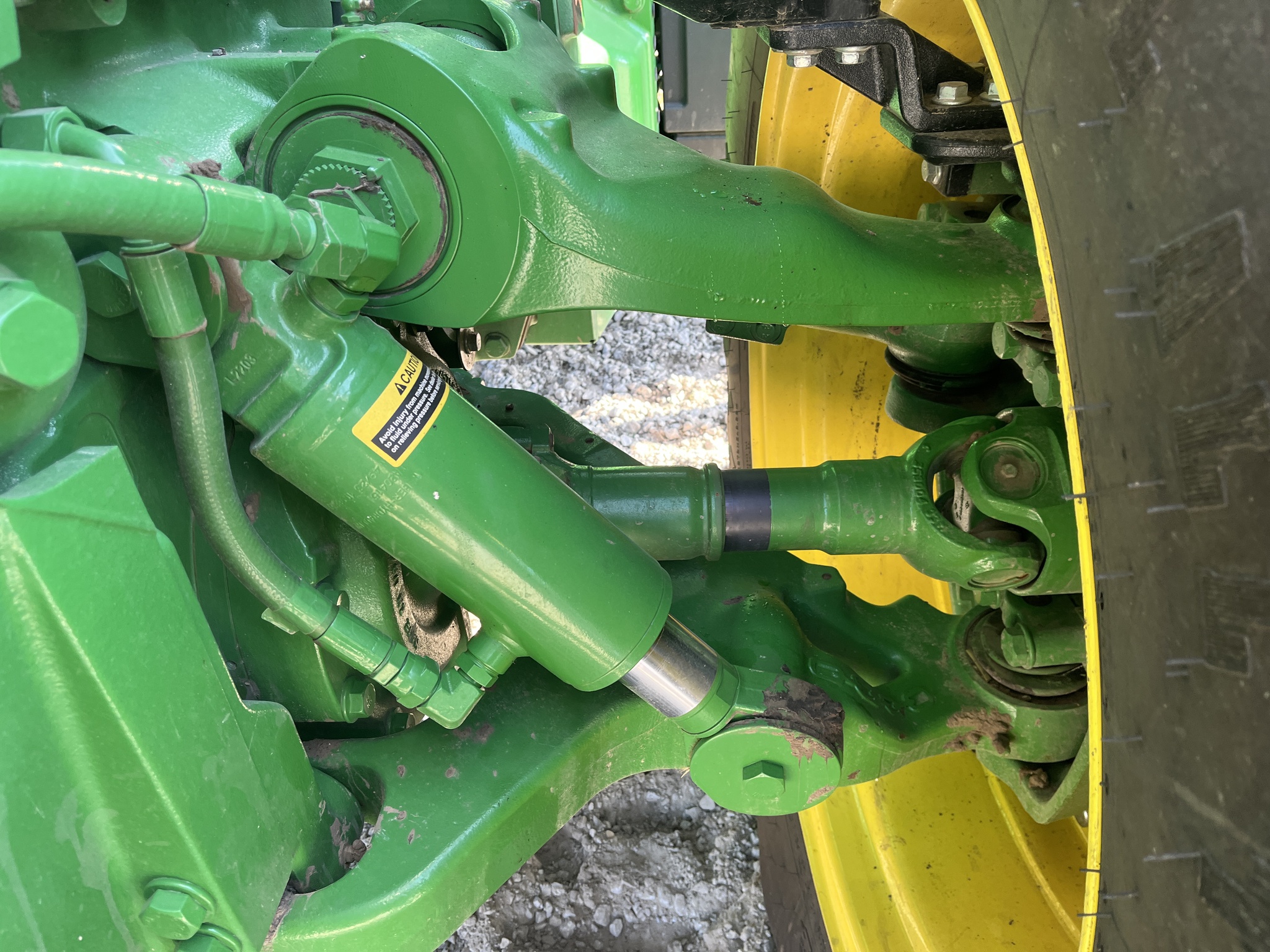  2024 John Deere 8R 370 at Heritage Tractor in Kewanee, IL