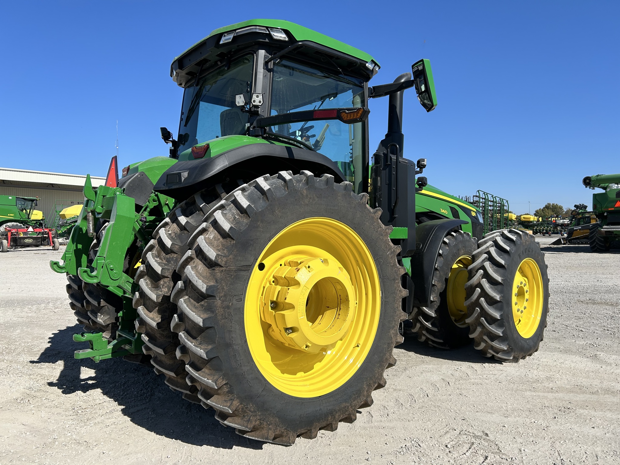  2023 John Deere 8R 340 at Heritage Tractor in Pittsburg, KS