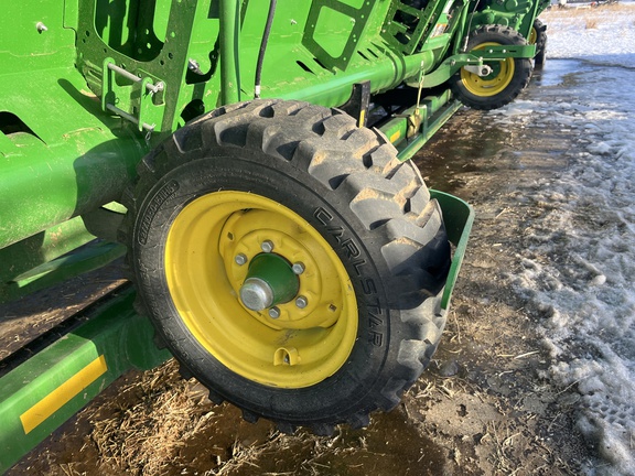 Used 2024 John Deere HD50R Combine Platforms at Horizon Ag & Turf in High Prairie, AB - Photo4