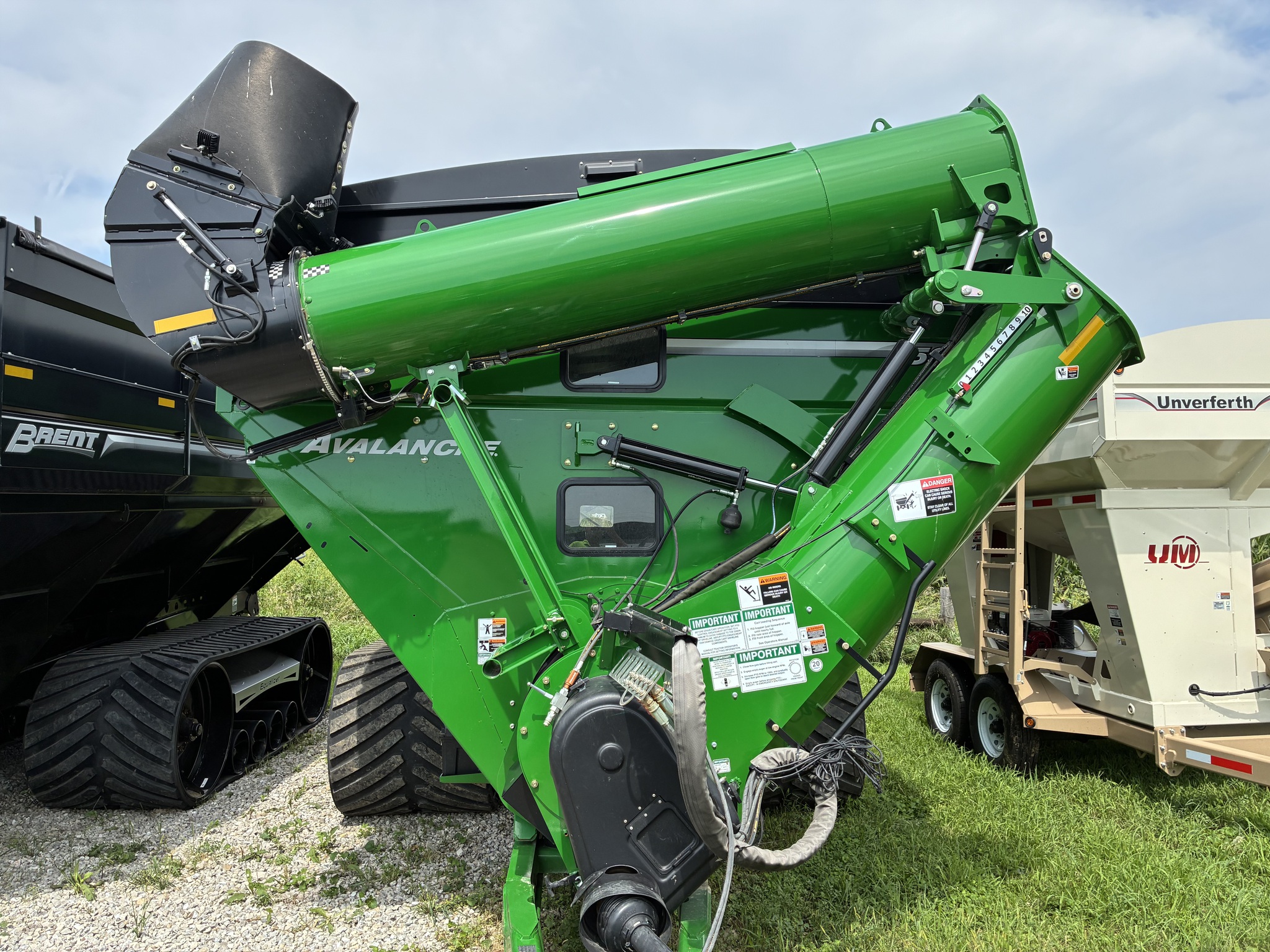 2024 Brent 1598 Image 2