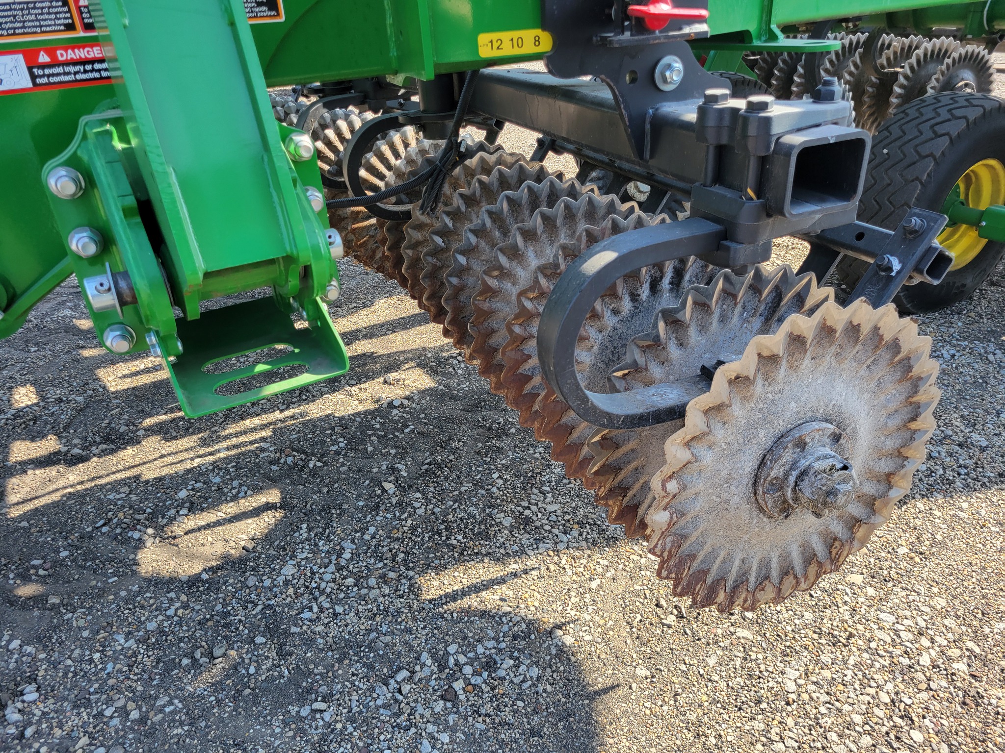  2024 John Deere 2660VT at Heritage Tractor in Kewanee, IL