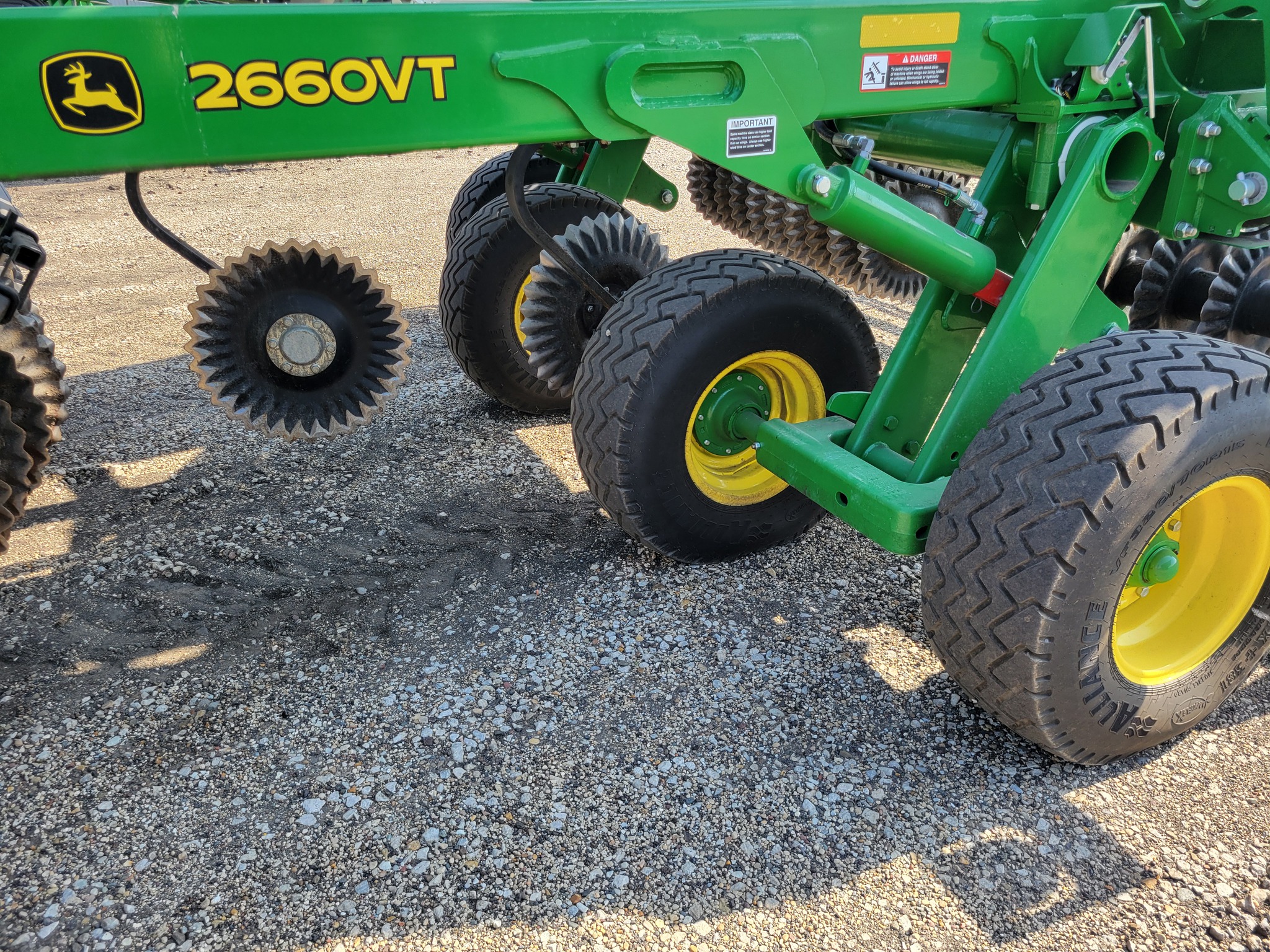  2024 John Deere 2660VT at Heritage Tractor in Kewanee, IL