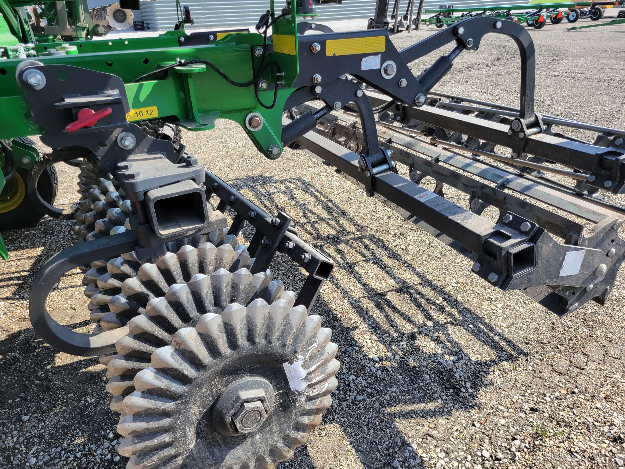  2024 John Deere 2660VT at Heritage Tractor in Kewanee, IL