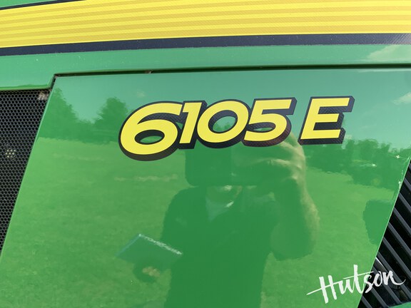 Photo of 2023 John Deere 6105E