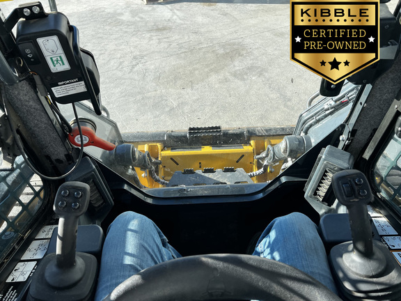 2021 John Deere 320G - Photo22