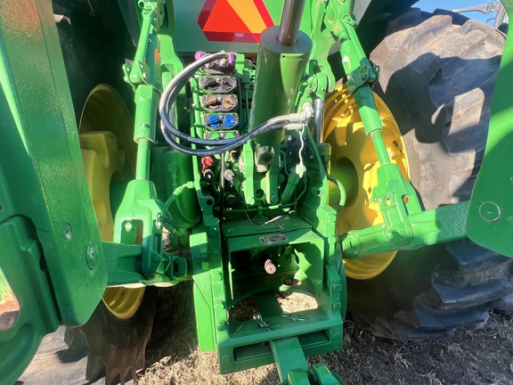 2023 John Deere 8R 340 Photo 7