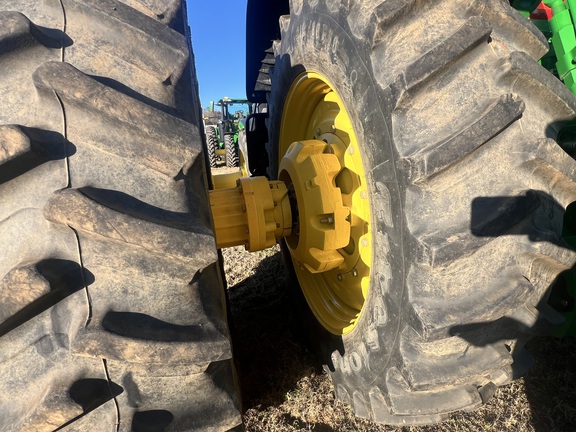 2023 John Deere 8R 340 Photo 8