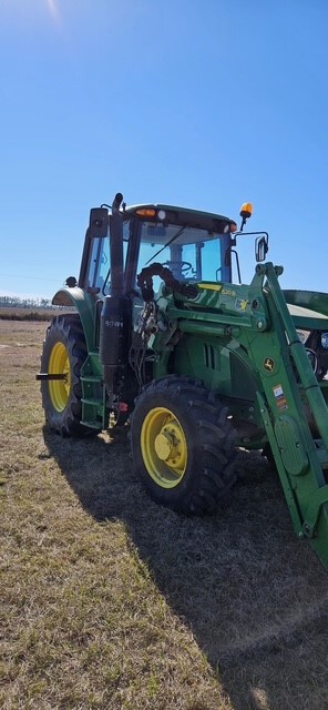 2018 John Deere 6110M Image 1