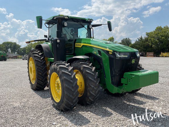 Photo of 2024 John Deere 8R 410