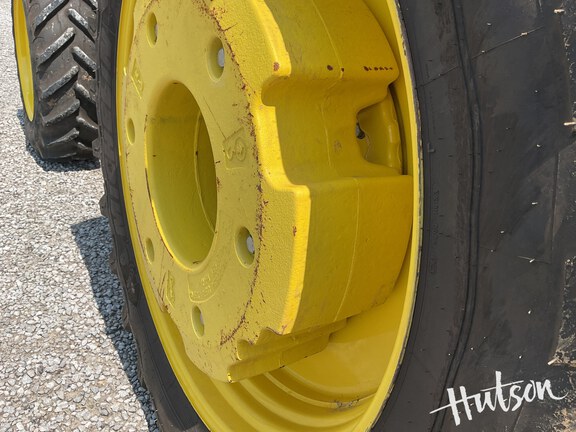 Photo of 2024 John Deere 8R 410