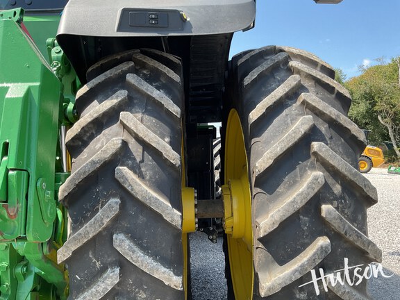 Photo of 2024 John Deere 8R 410