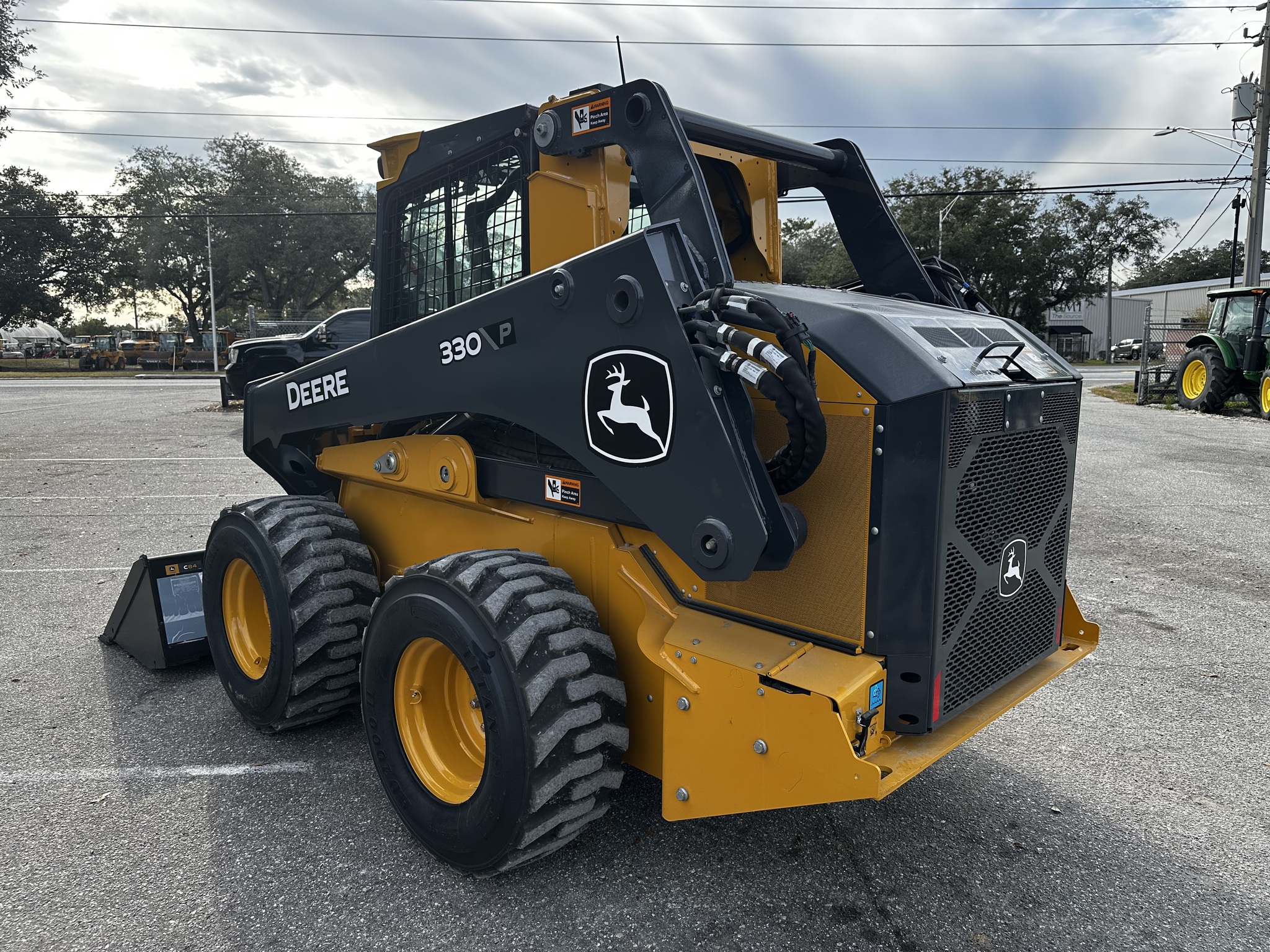 2025 John Deere 330 P Image 6
