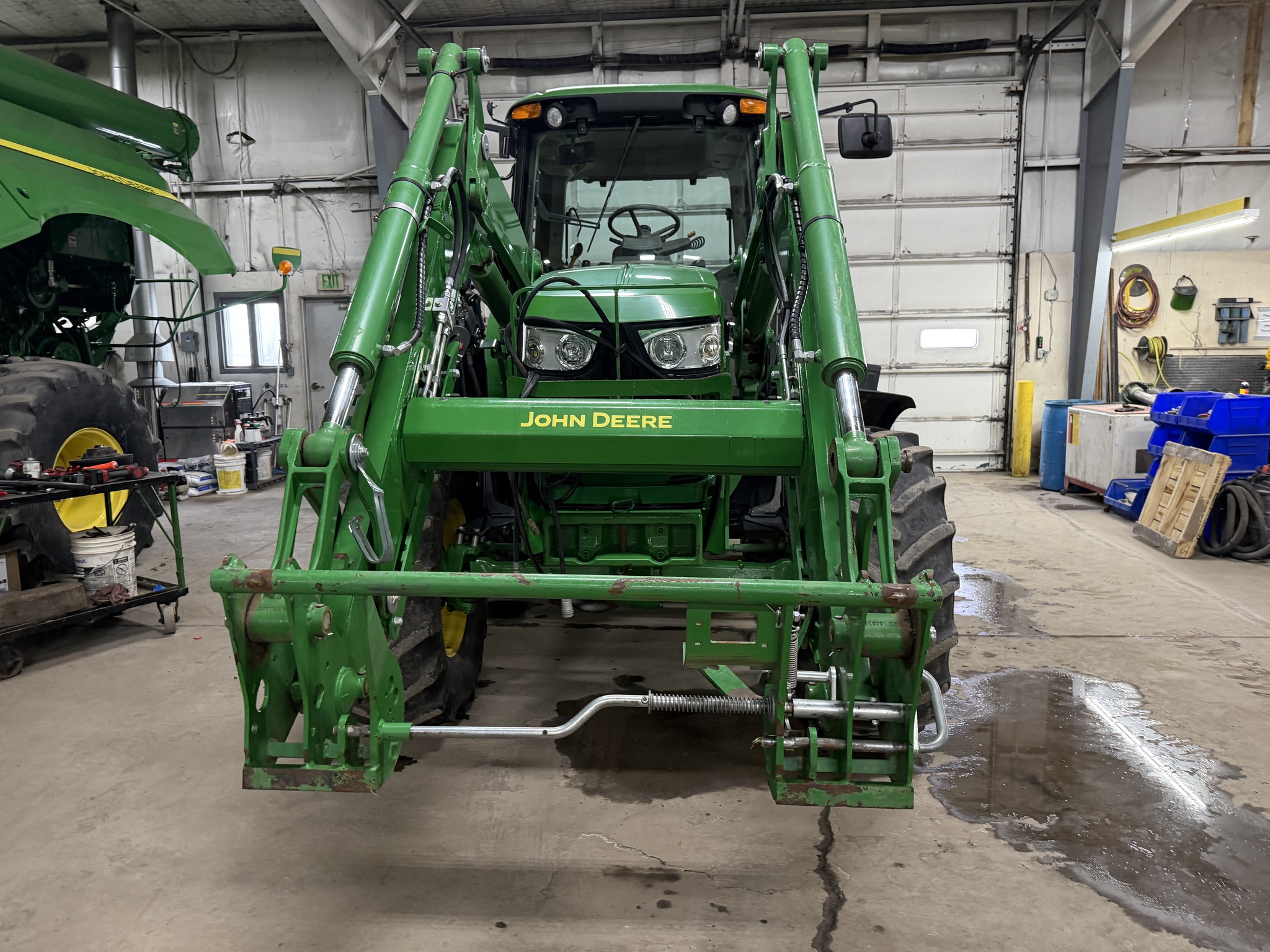 2019 John Deere 6130M Image 20