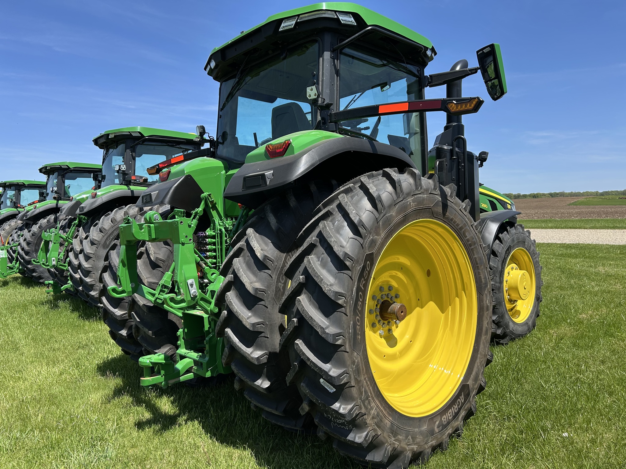 2024 John Deere 8R 280 at Heritage Tractor in Lacon, IL