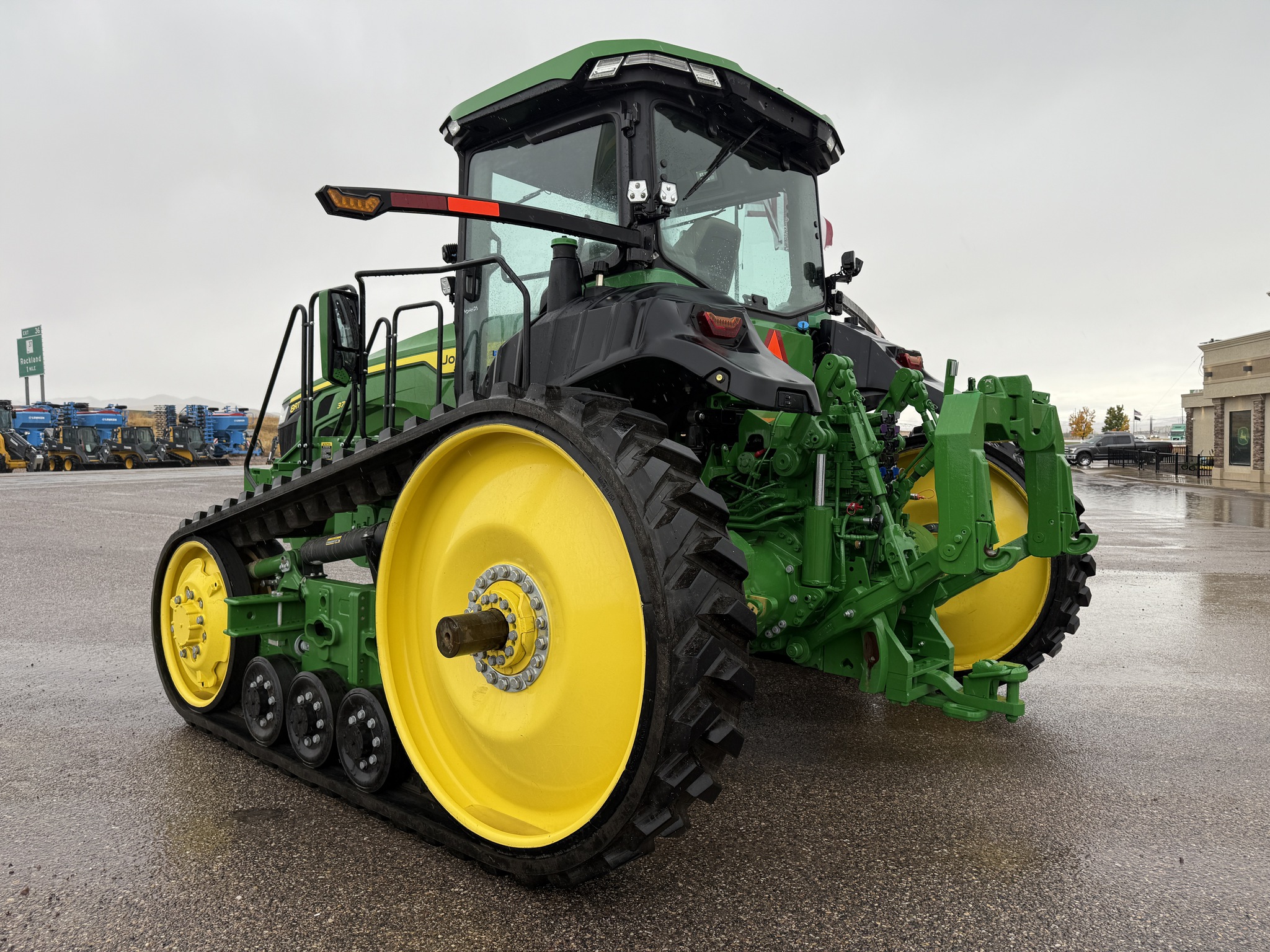 2023 John Deere 8RT 370 Image 3