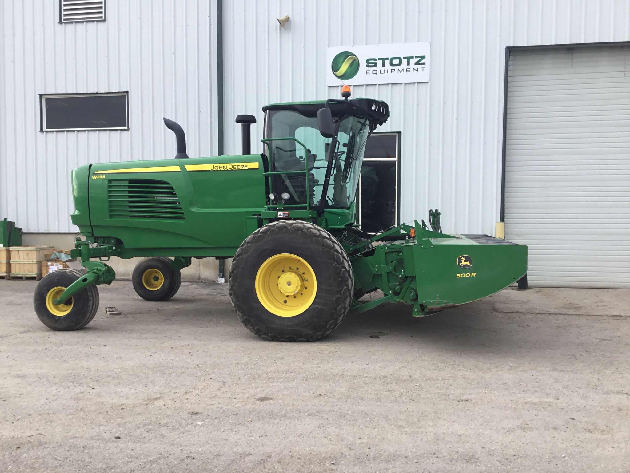 2019 John Deere W235 Image 9