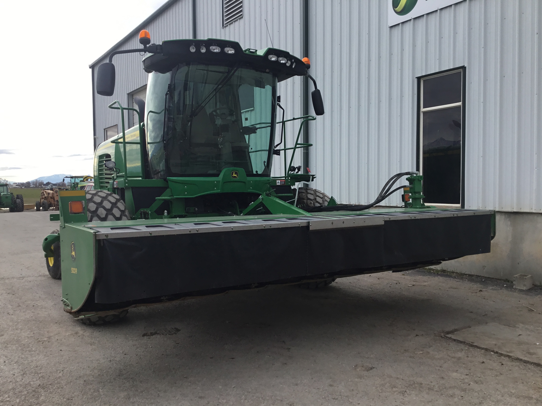 2019 John Deere W235 Image 12
