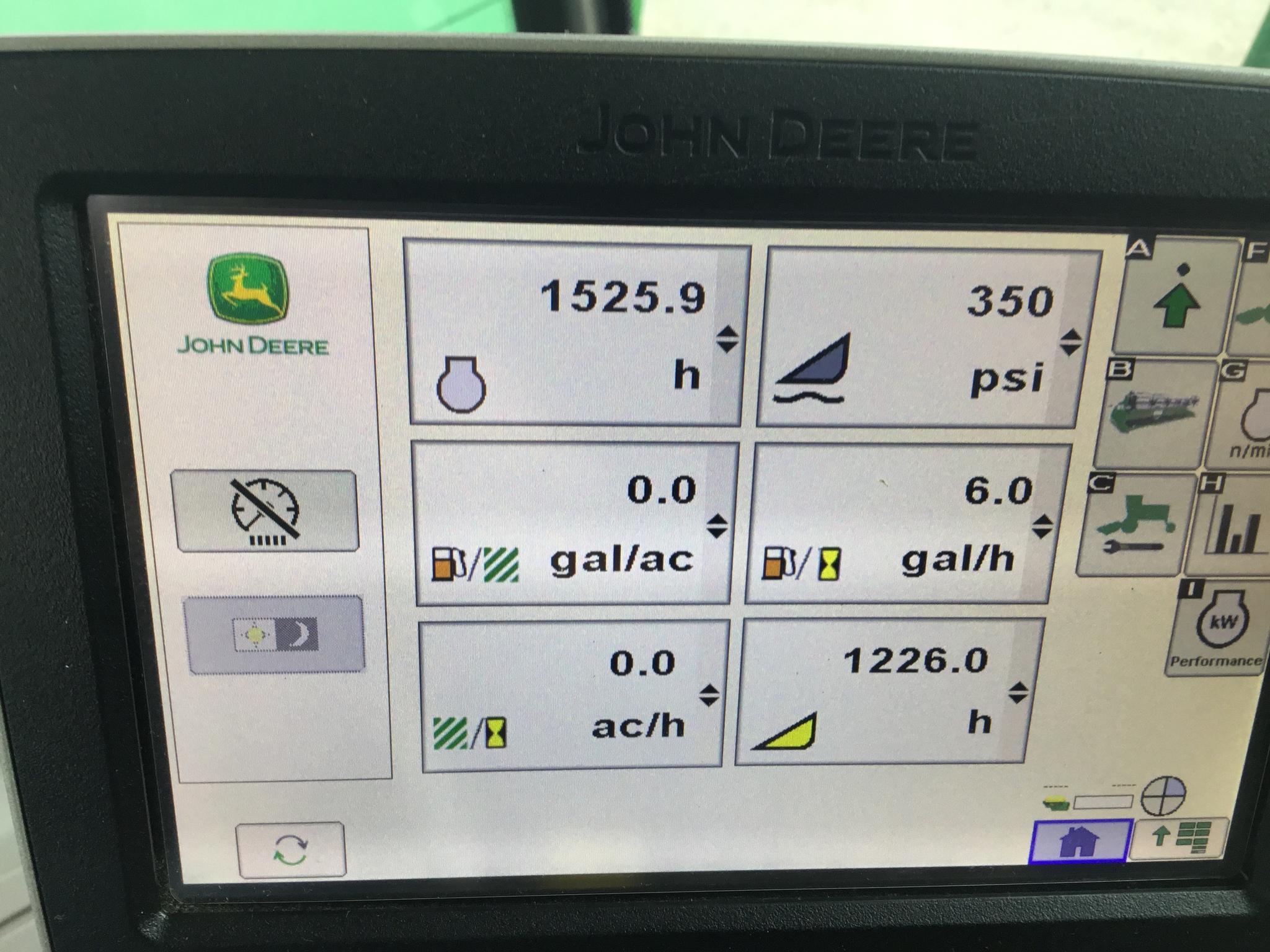 2019 John Deere W235 Image 22