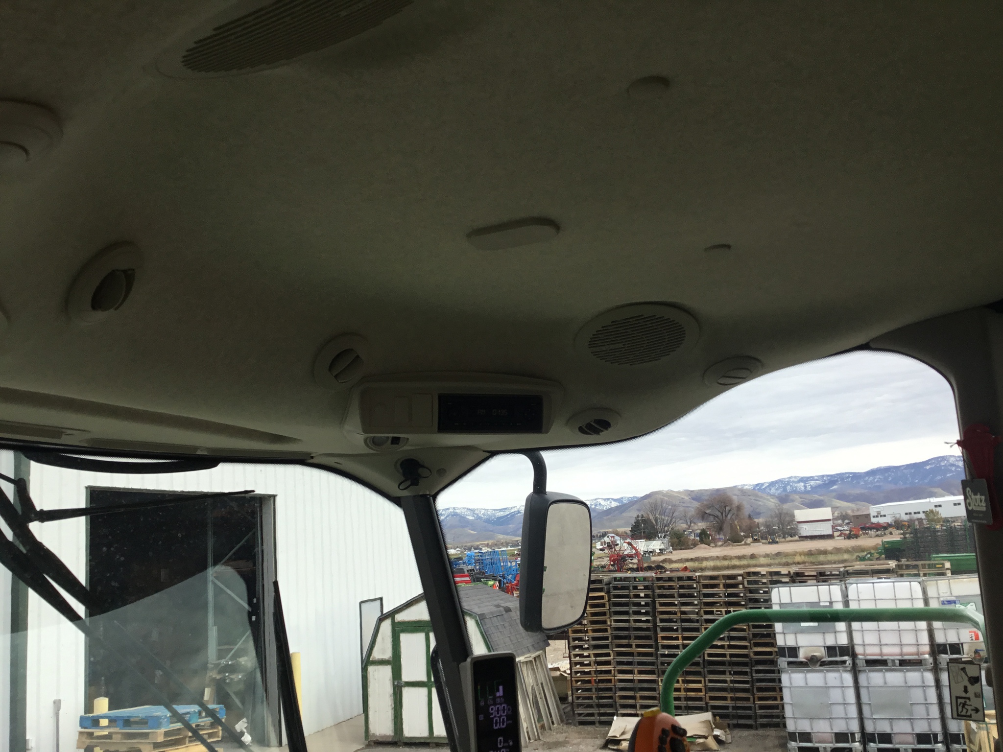 2019 John Deere W235 Image 20