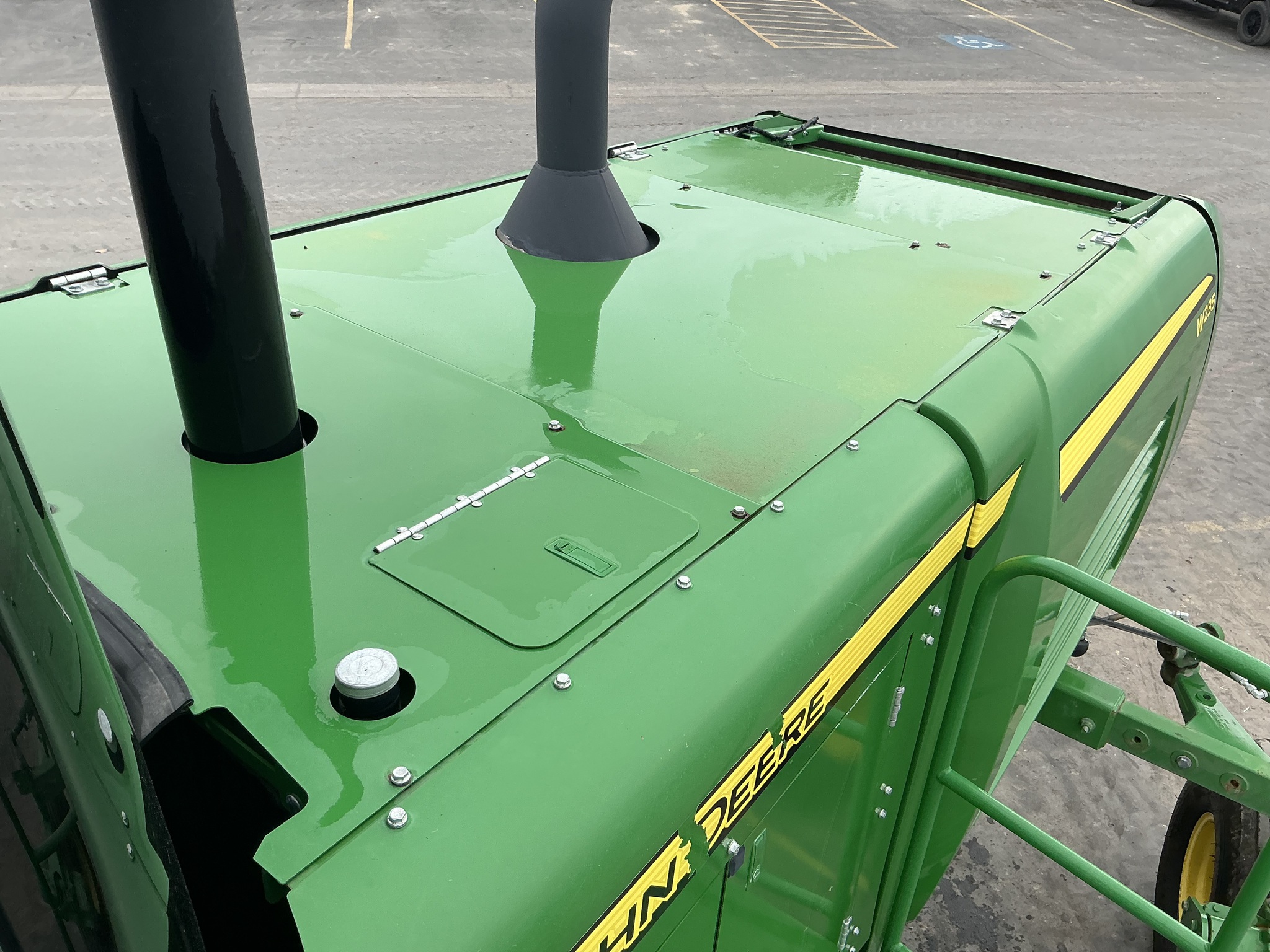 2015 John Deere W235 Image 20