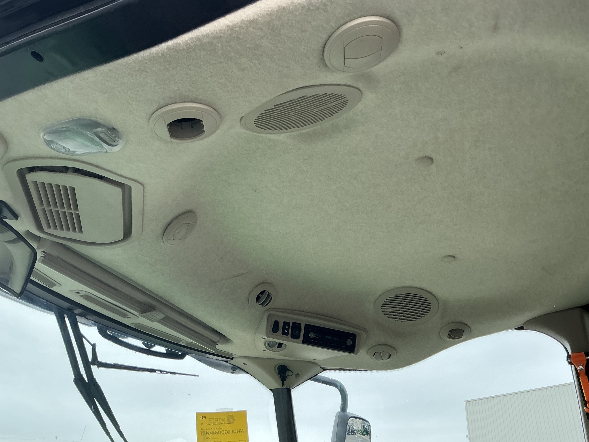 2015 John Deere W235 Image 22