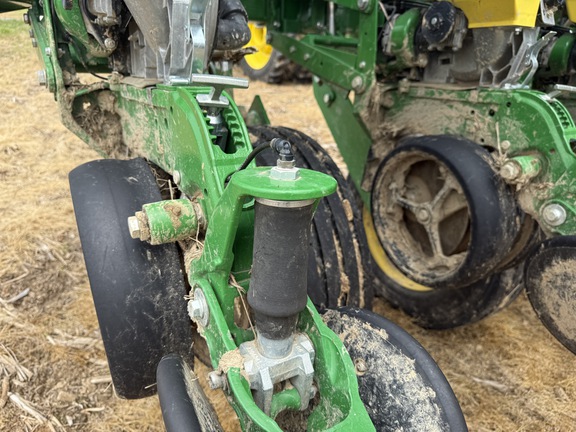 Photo of 2023 John Deere 1795