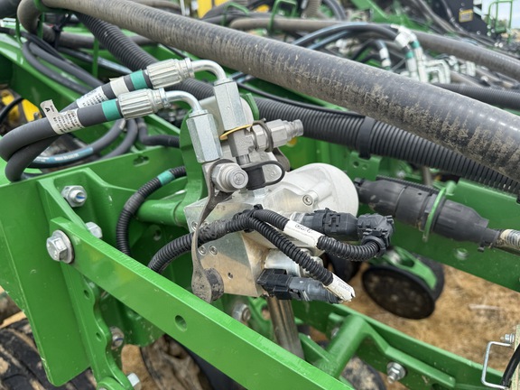 Photo of 2023 John Deere 1795