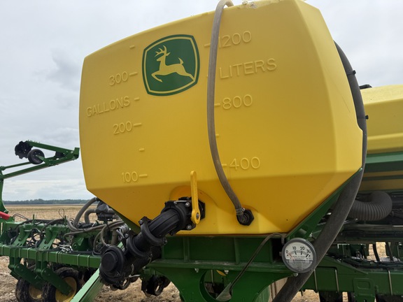 Photo of 2023 John Deere 1795