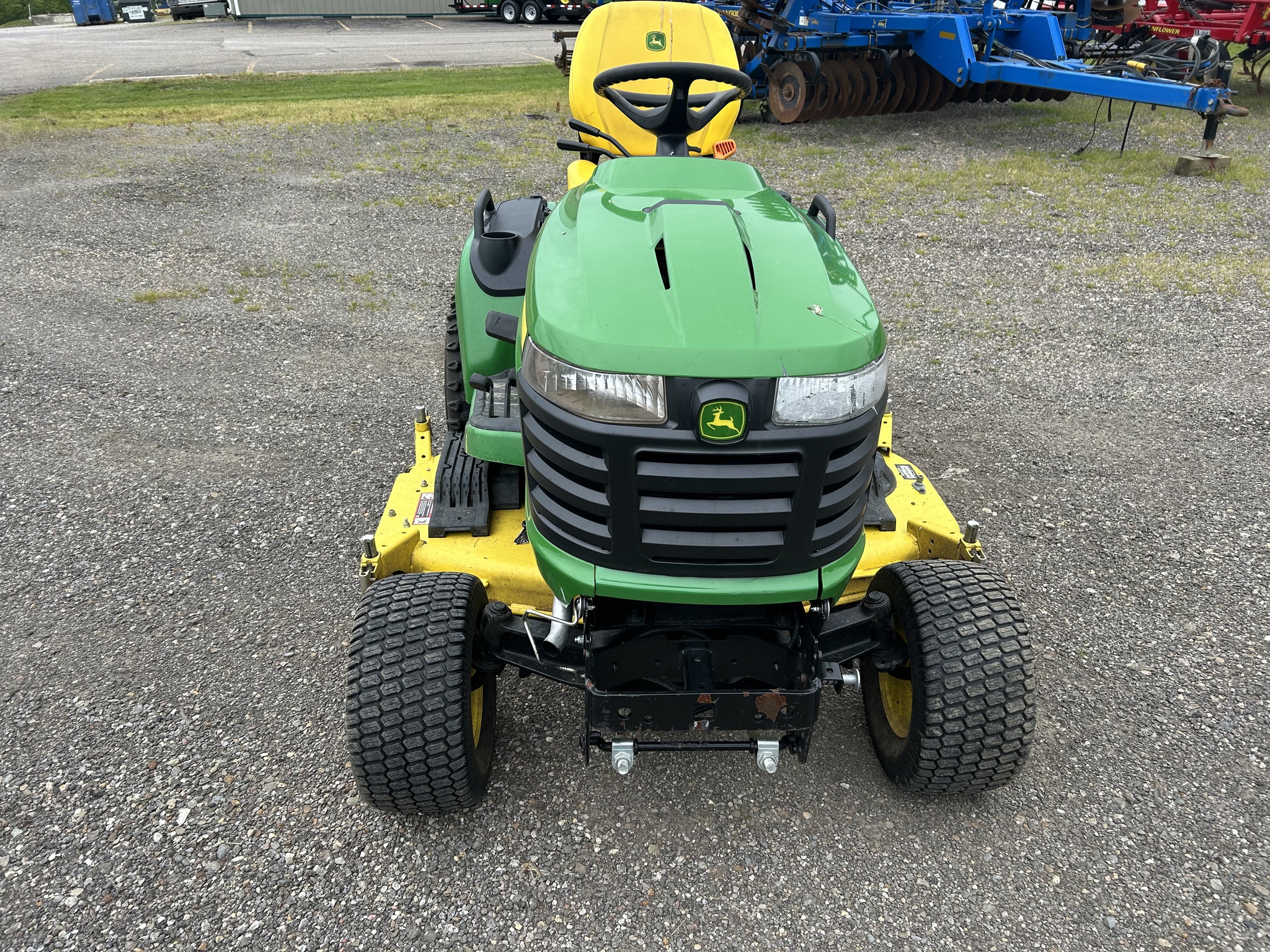 2022 John Deere X730 Image 8