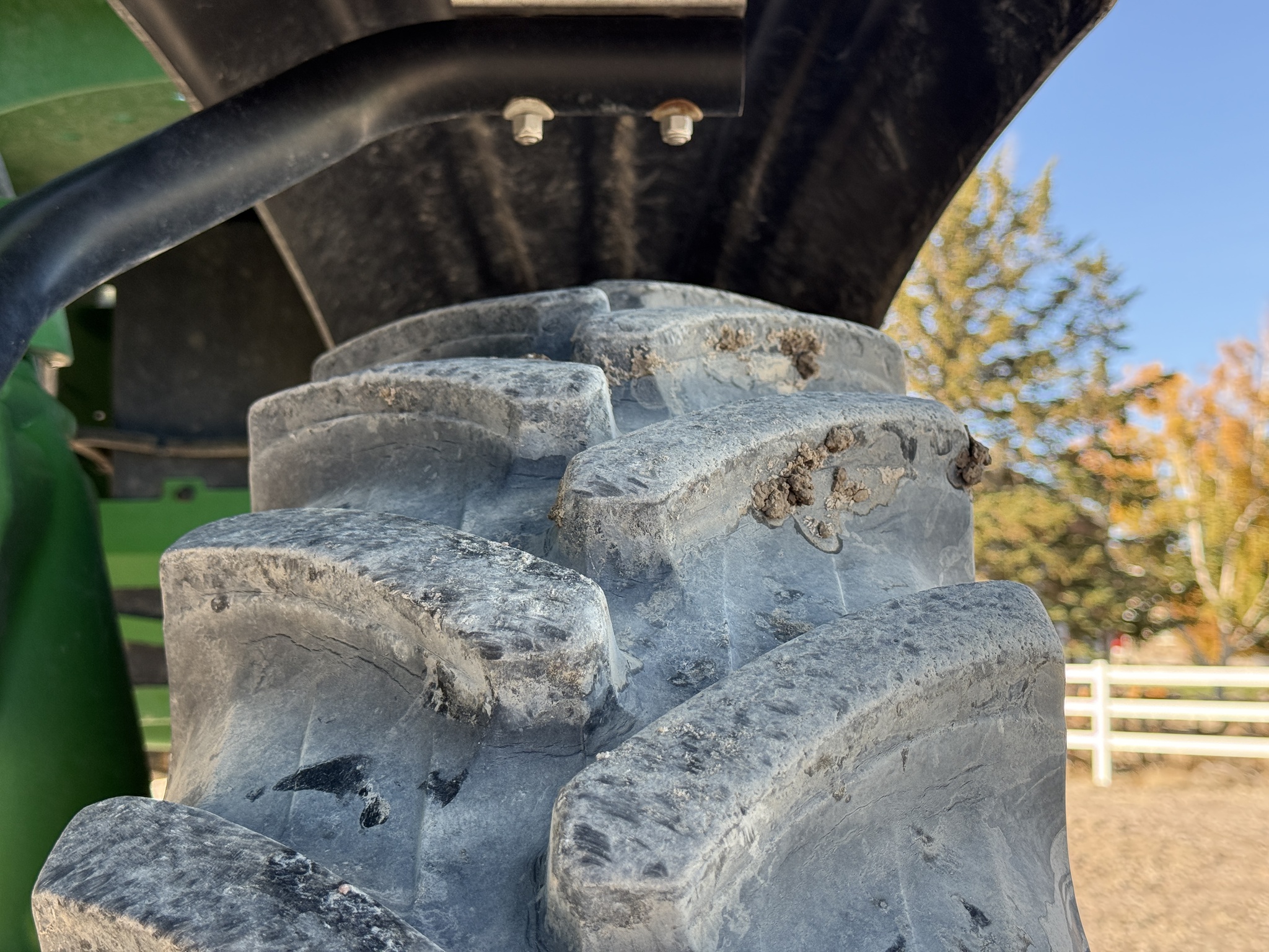 2023 John Deere 412R Image 28