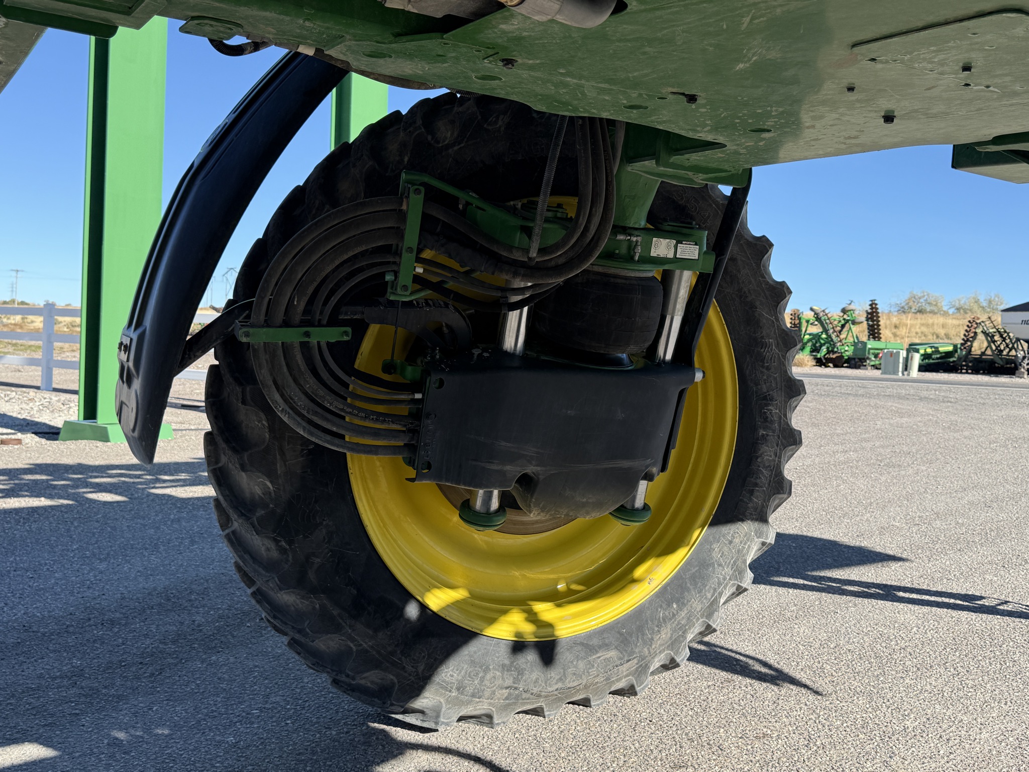 2023 John Deere 412R Image 29