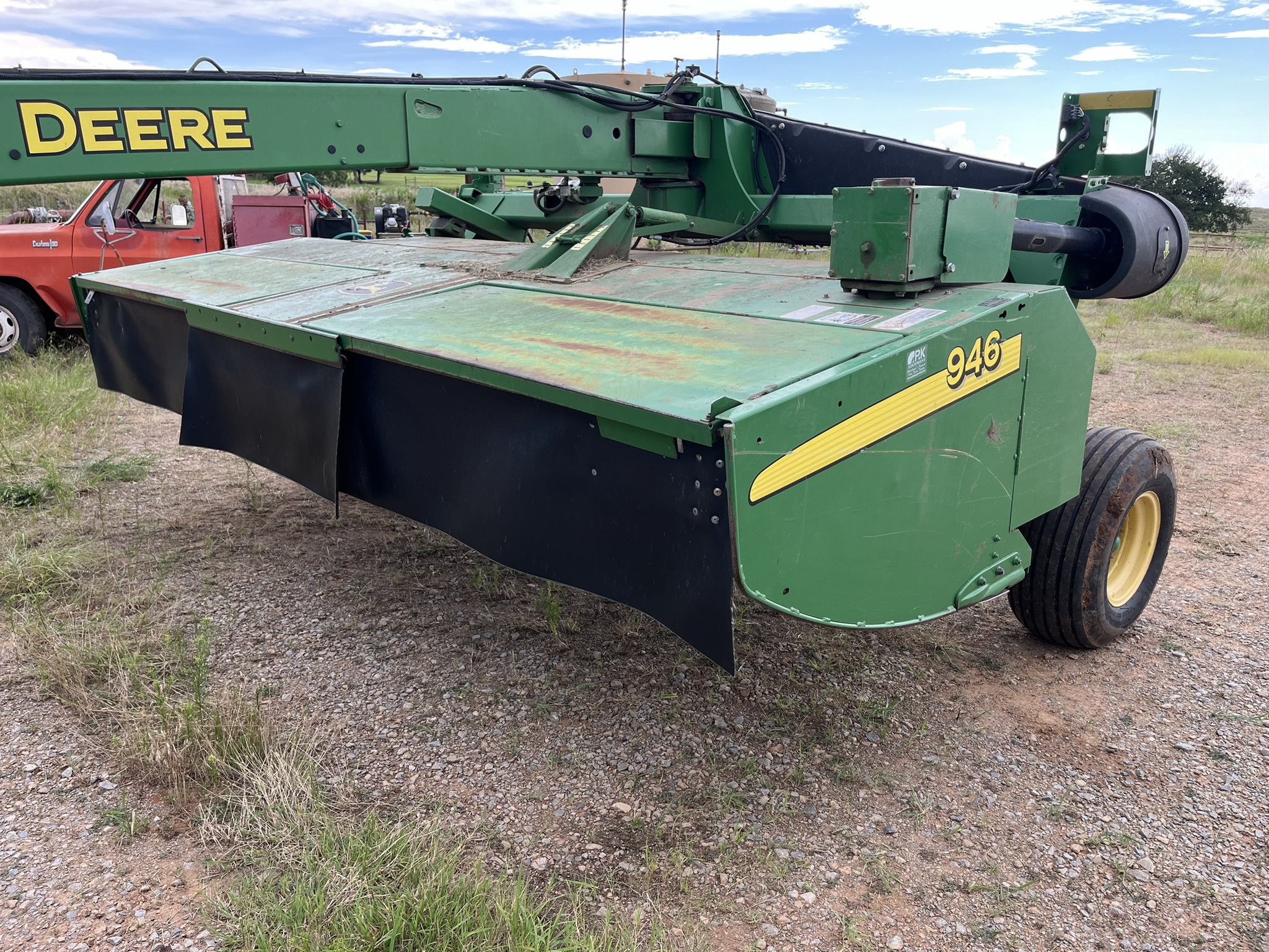 2012 John Deere 946 Image 6
