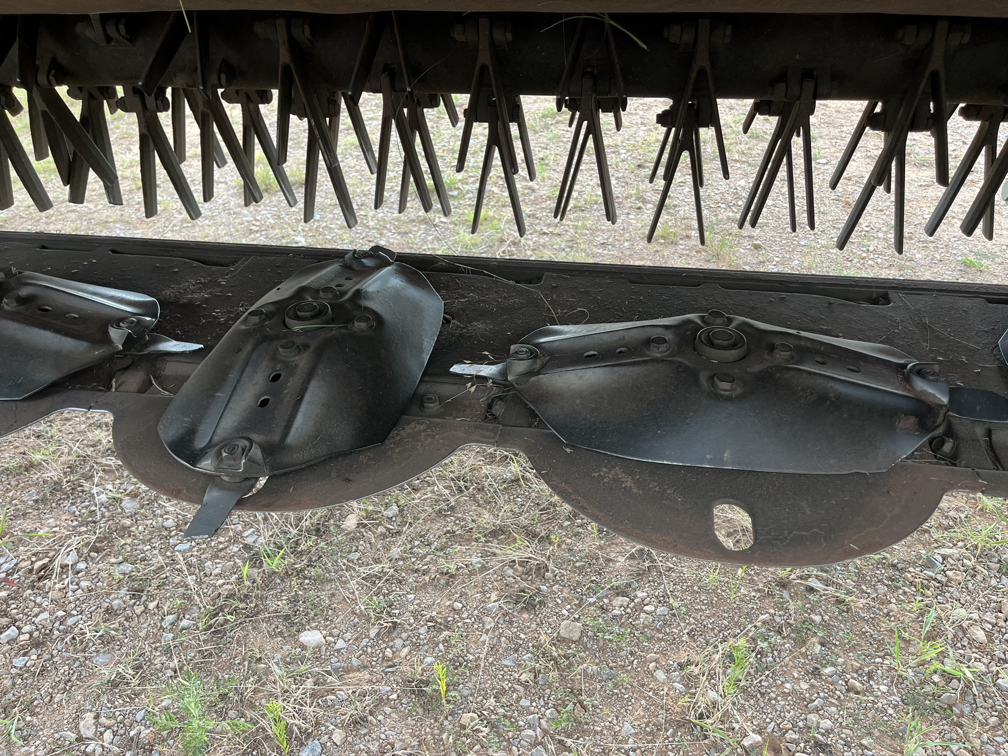 2012 John Deere 946 Image 30