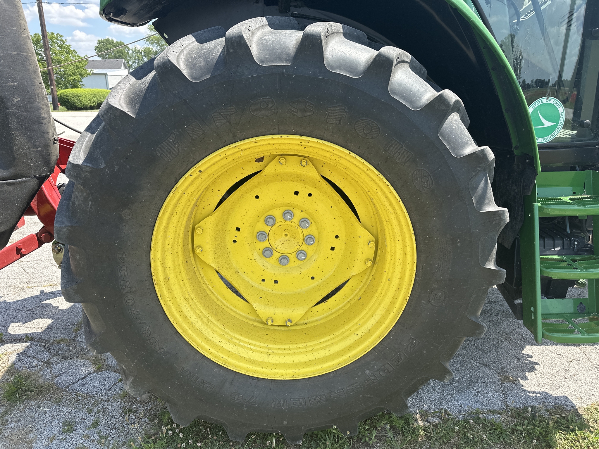2023 John Deere 6120M Image 8