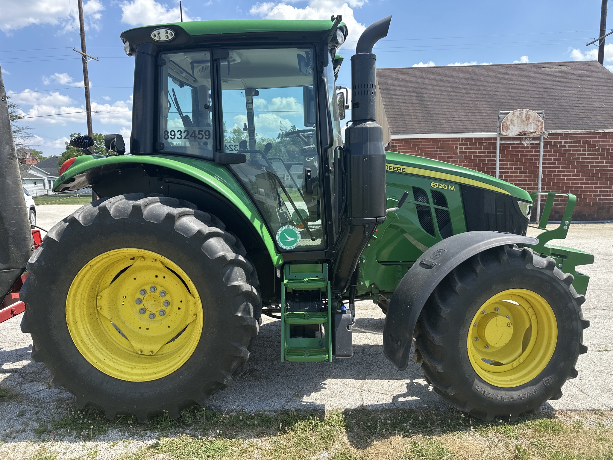 2023 John Deere 6120M Image 5