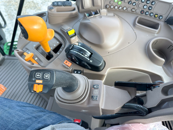 2024 John-Deere 6130M